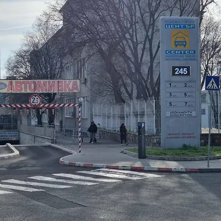 Grand Ohrid - Center Near To Sea And Sea Garden Апартаменты