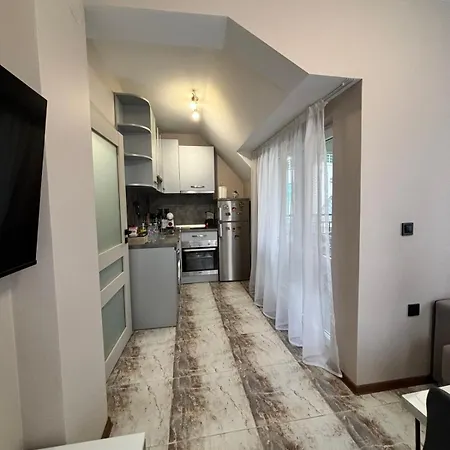 Apartment Grand Ohrid - Center Near To Sea And Sea Garden Burgas City