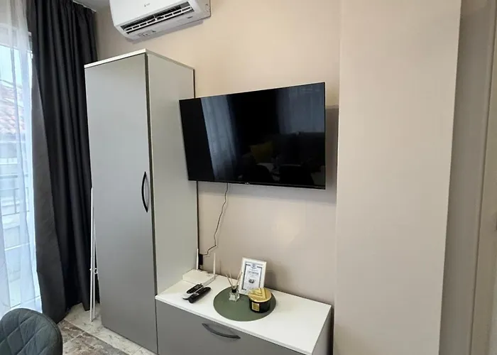 Grand Ohrid - Center Near To Sea And Sea Garden Апартаменты Бургас