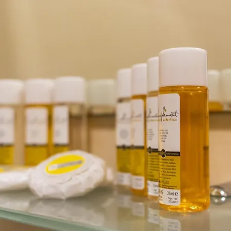 Grand Ohrid - Center Near To Sea And Sea Garden Apartament *