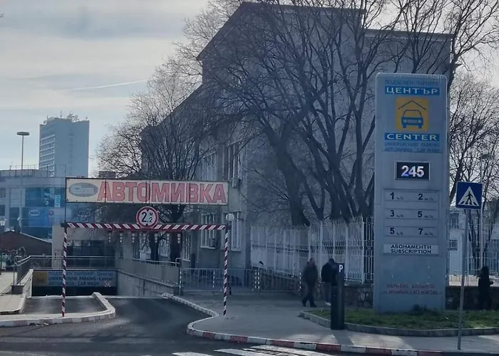 Grand Ohrid - Center Near To Sea And Sea Garden Burgaz